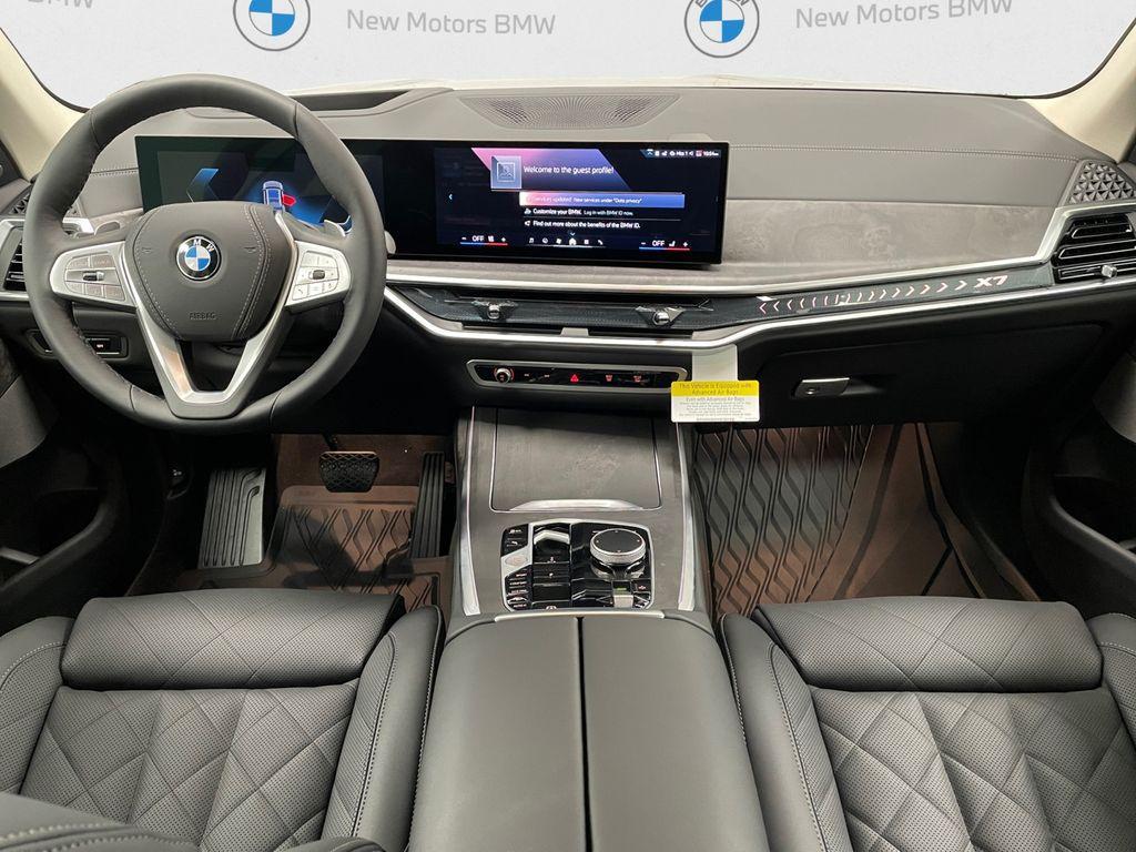 new 2026 BMW X7 car, priced at $98,035