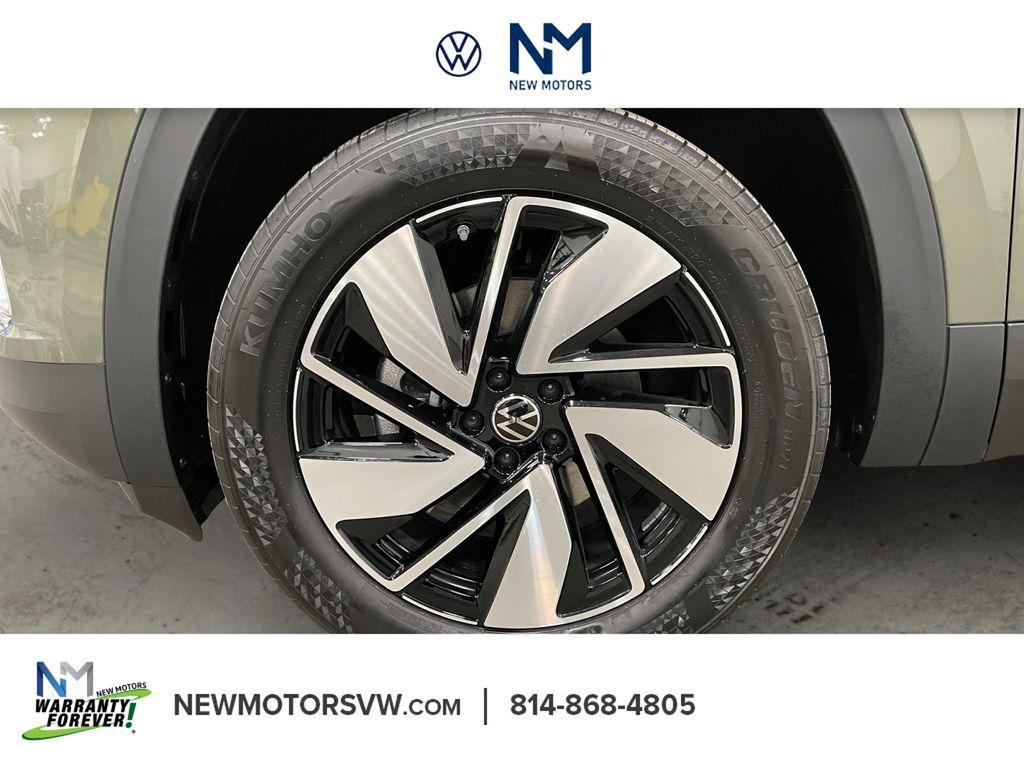 new 2026 Volkswagen Atlas car, priced at $44,363