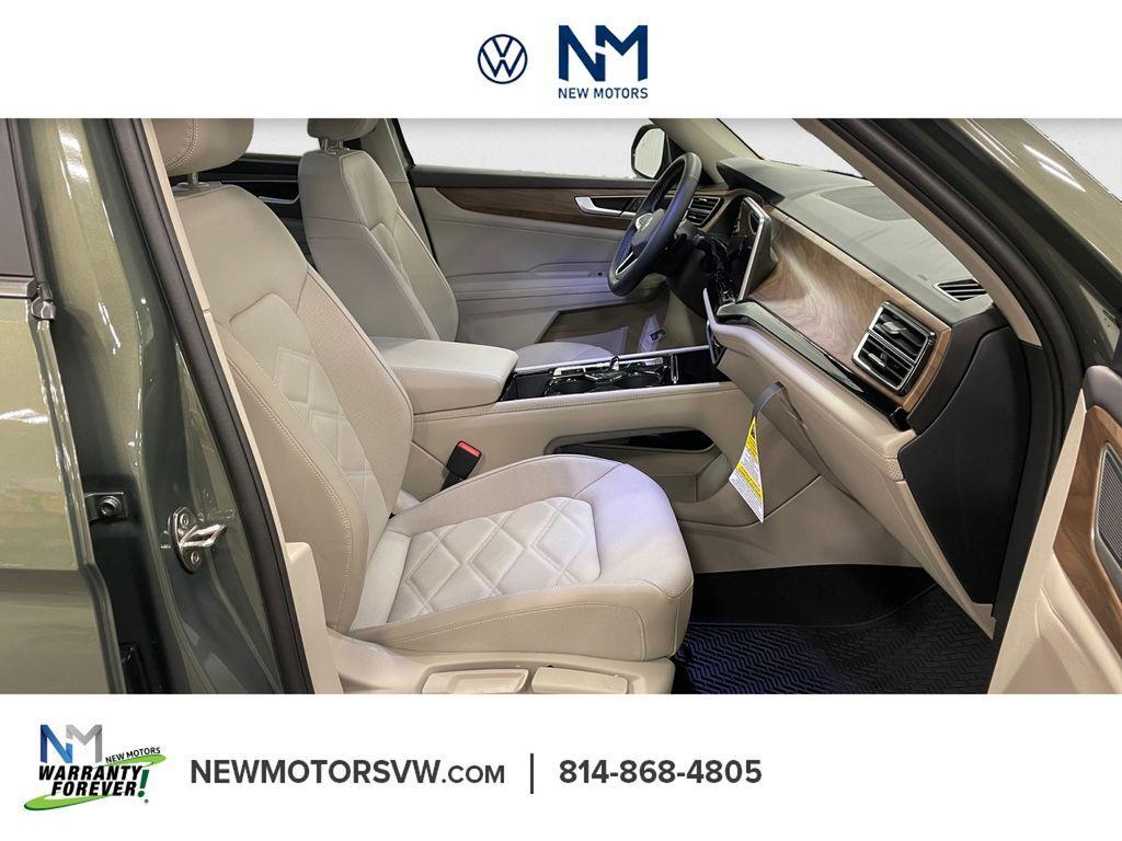 new 2026 Volkswagen Atlas car, priced at $44,363