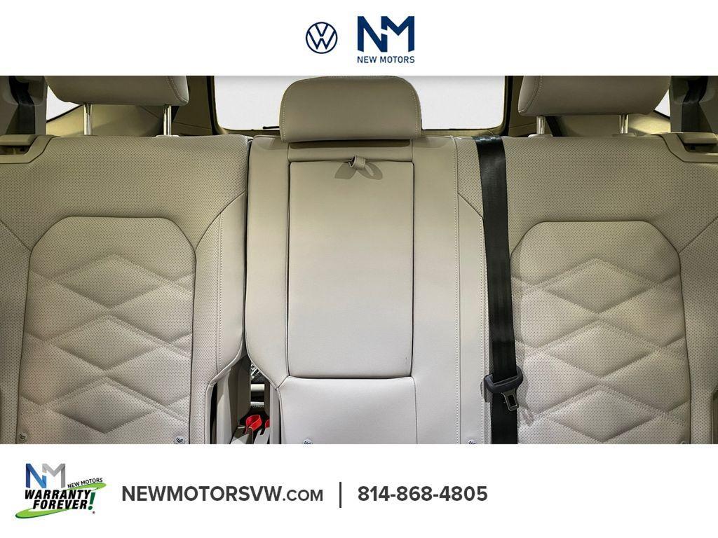 new 2026 Volkswagen Atlas car, priced at $44,363