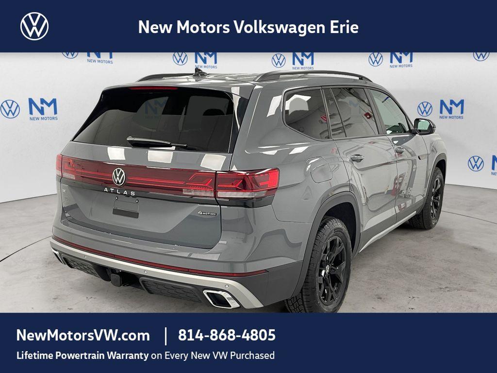 new 2026 Volkswagen Atlas car, priced at $45,669