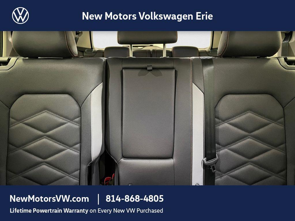 new 2026 Volkswagen Atlas car, priced at $45,669