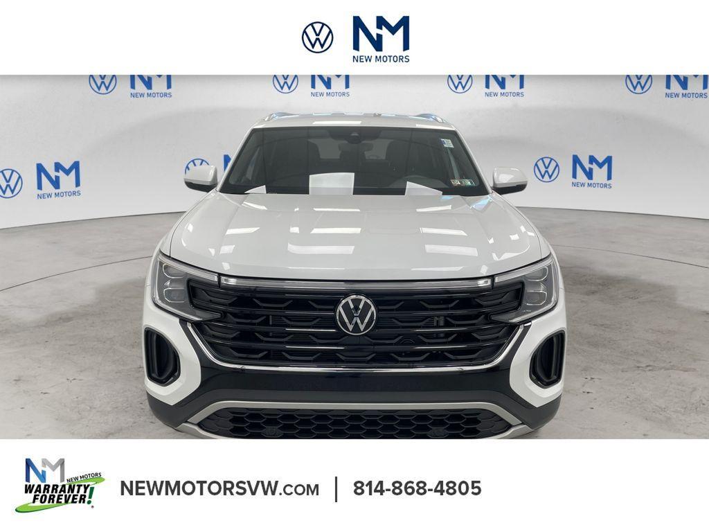 new 2026 Volkswagen Atlas Cross Sport car, priced at $38,920