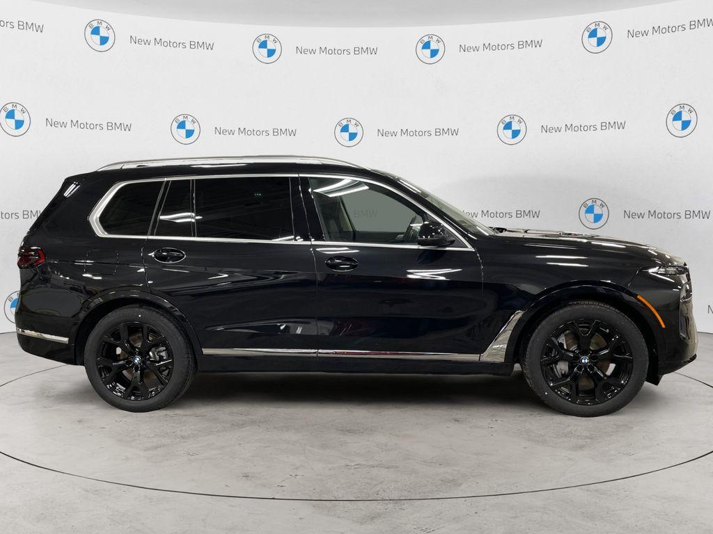 new 2026 BMW X7 car, priced at $94,275