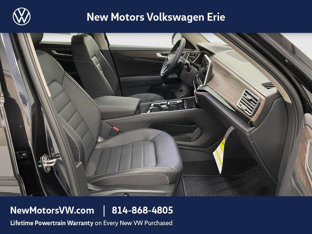 new 2026 Volkswagen Atlas car, priced at $46,932