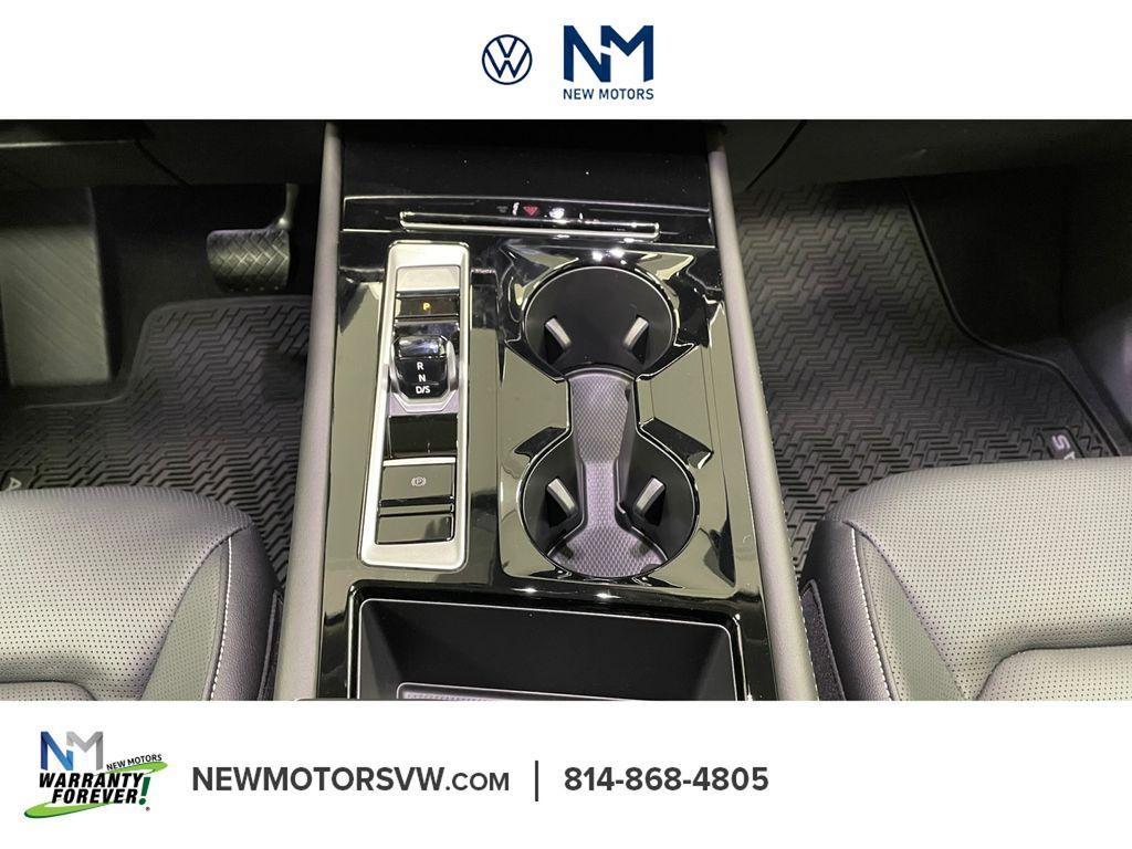 new 2026 Volkswagen Atlas car, priced at $47,432