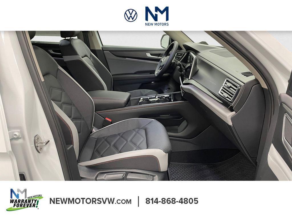 new 2026 Volkswagen Atlas car, priced at $46,169