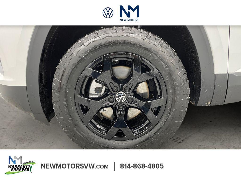 new 2026 Volkswagen Atlas car, priced at $46,169