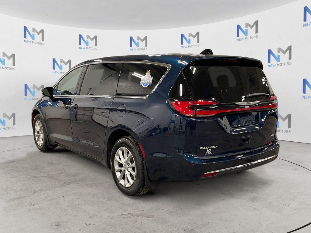 used 2025 Chrysler Pacifica car, priced at $39,344