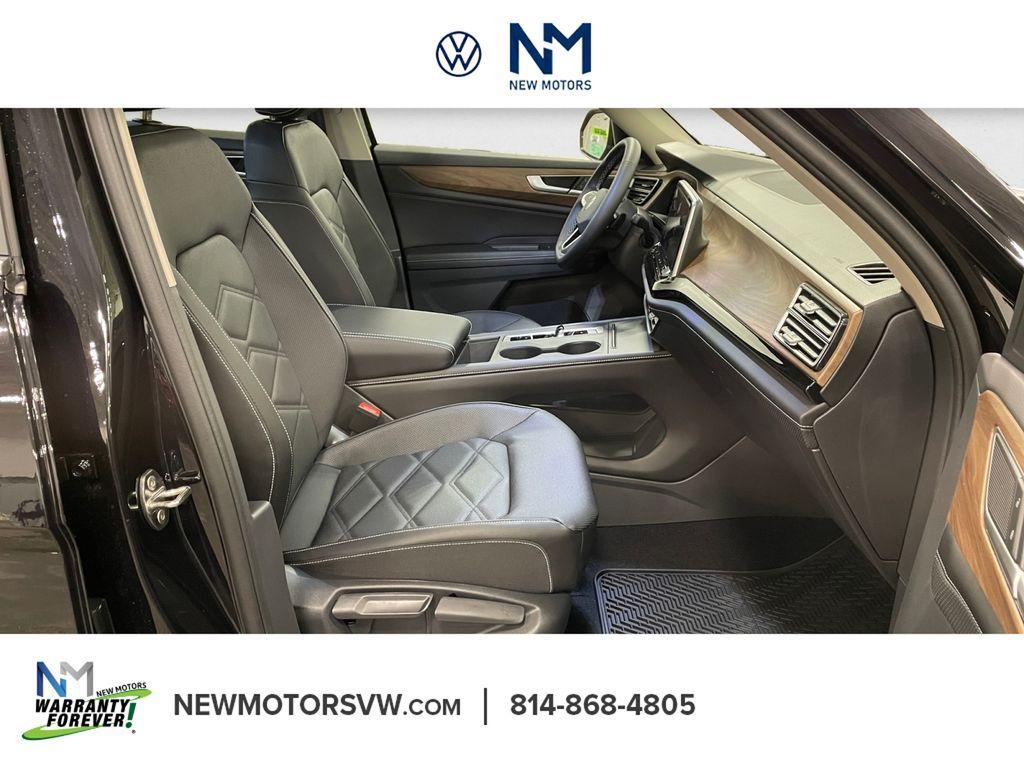 new 2026 Volkswagen Atlas car, priced at $39,278