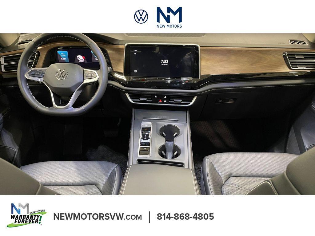 new 2026 Volkswagen Atlas car, priced at $39,278