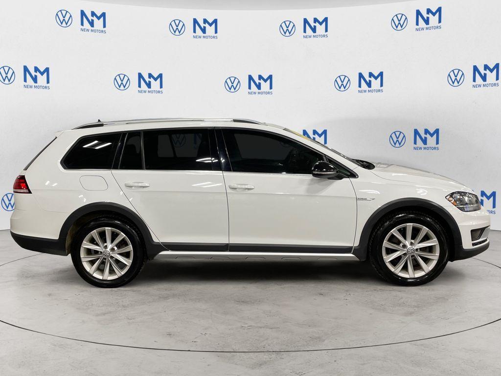 used 2019 Volkswagen Golf Alltrack car, priced at $19,916