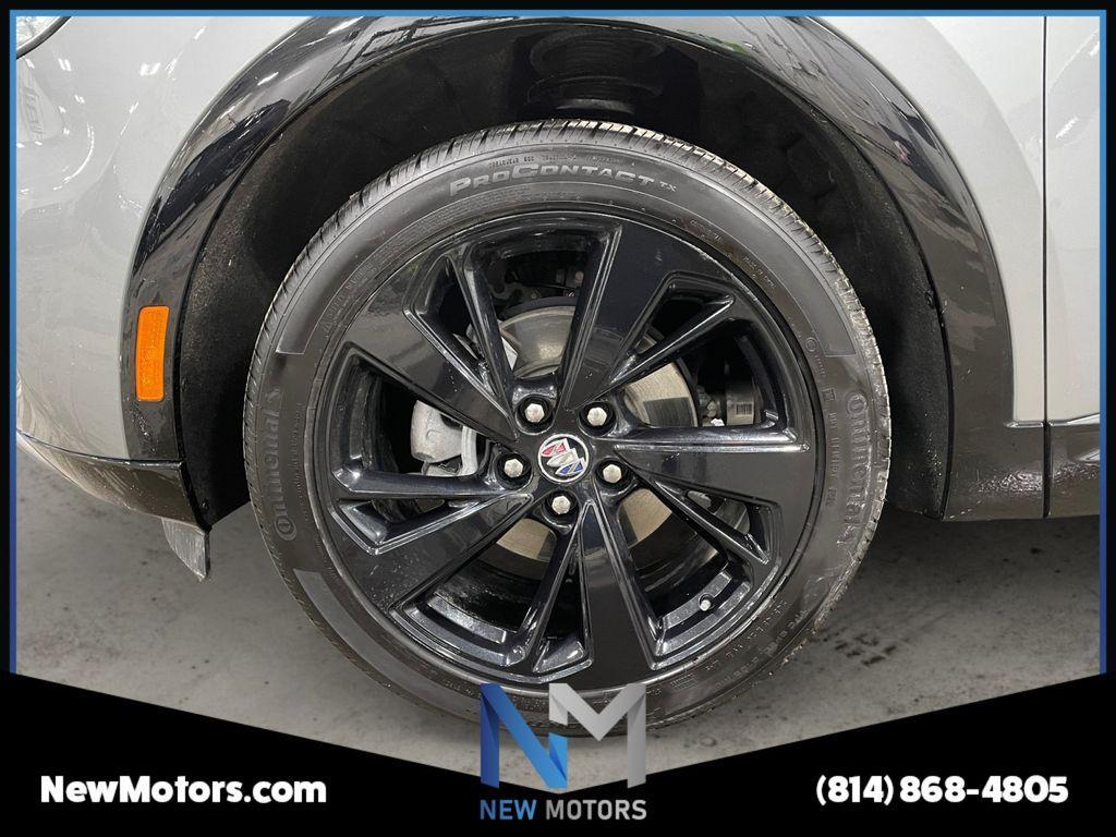 used 2023 Buick Envision car, priced at $28,911