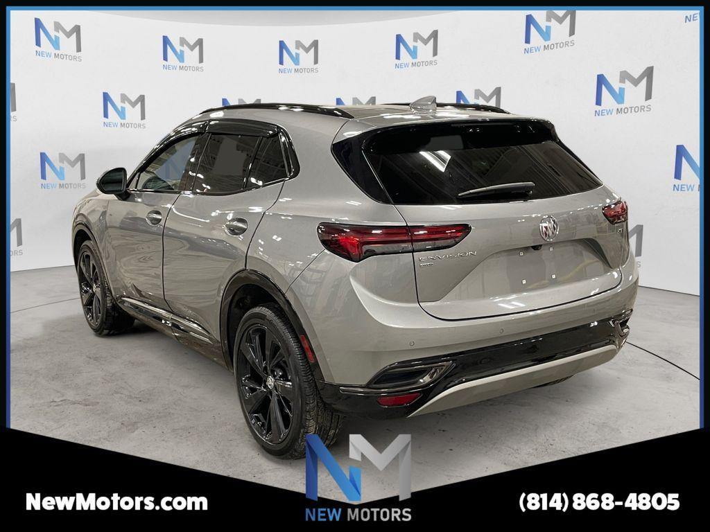 used 2023 Buick Envision car, priced at $28,911
