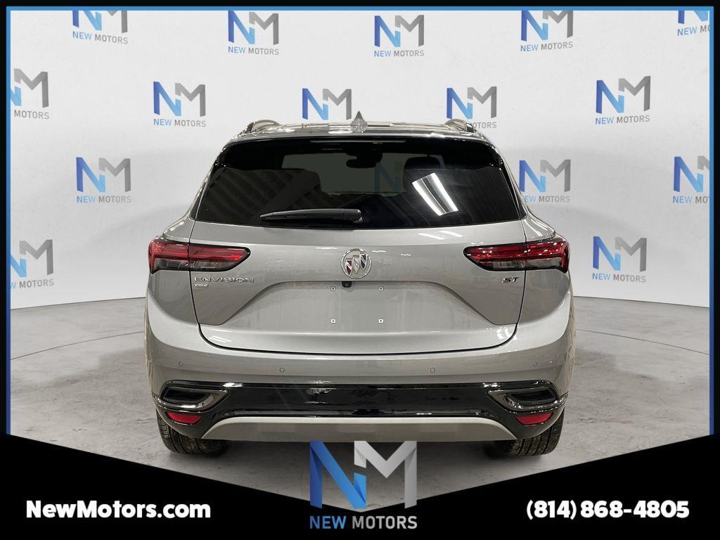 used 2023 Buick Envision car, priced at $28,911