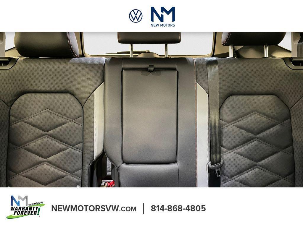 new 2026 Volkswagen Atlas car, priced at $45,732