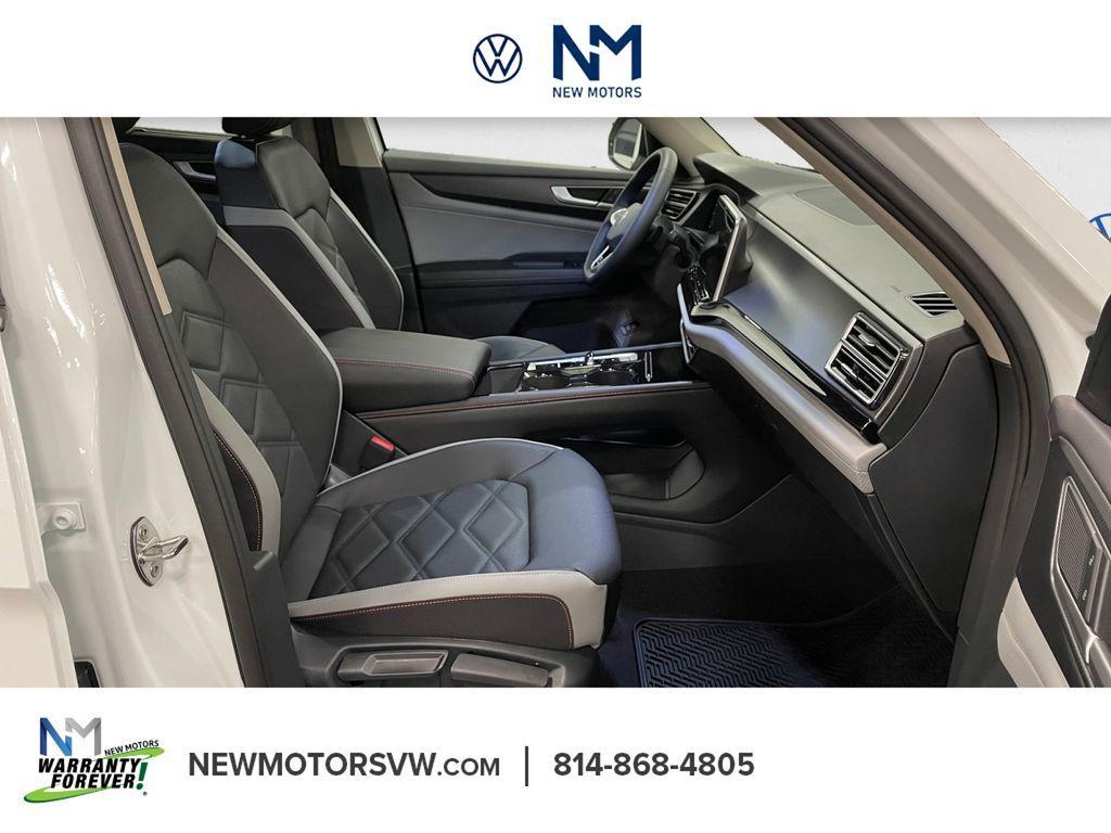 new 2026 Volkswagen Atlas car, priced at $46,169