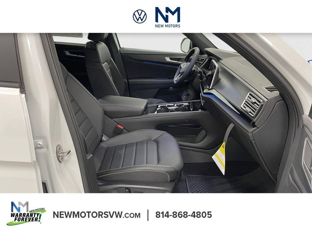 new 2026 Volkswagen Atlas Cross Sport car, priced at $49,486