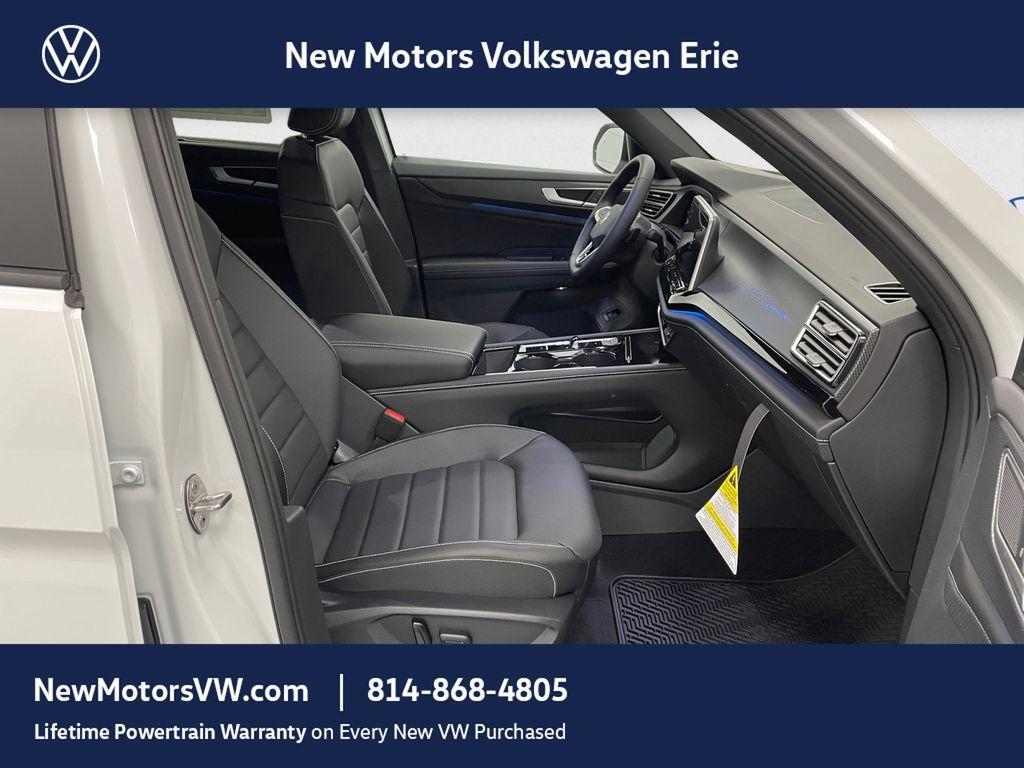 new 2026 Volkswagen Atlas Cross Sport car, priced at $48,486
