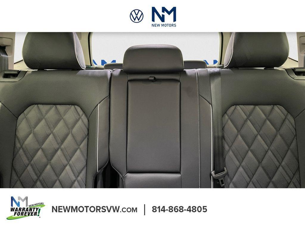 new 2026 Volkswagen Atlas car, priced at $52,714