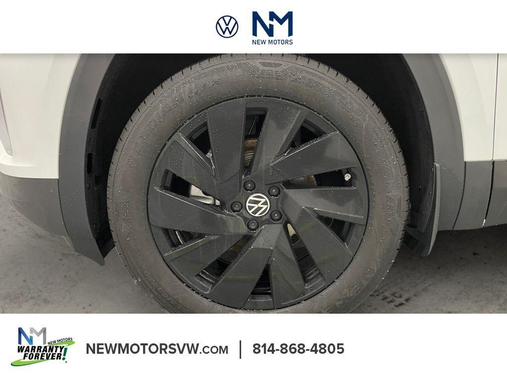 new 2026 Volkswagen Atlas car, priced at $45,988