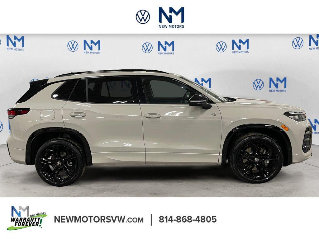new 2026 Volkswagen Tiguan car, priced at $39,139