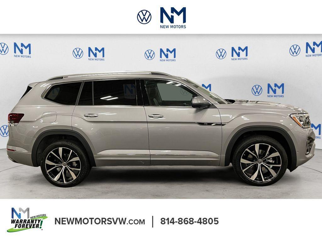 new 2026 Volkswagen Atlas car, priced at $52,277