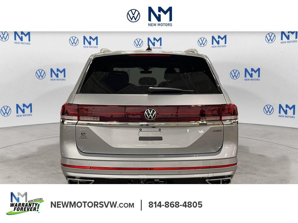 new 2026 Volkswagen Atlas car, priced at $52,277