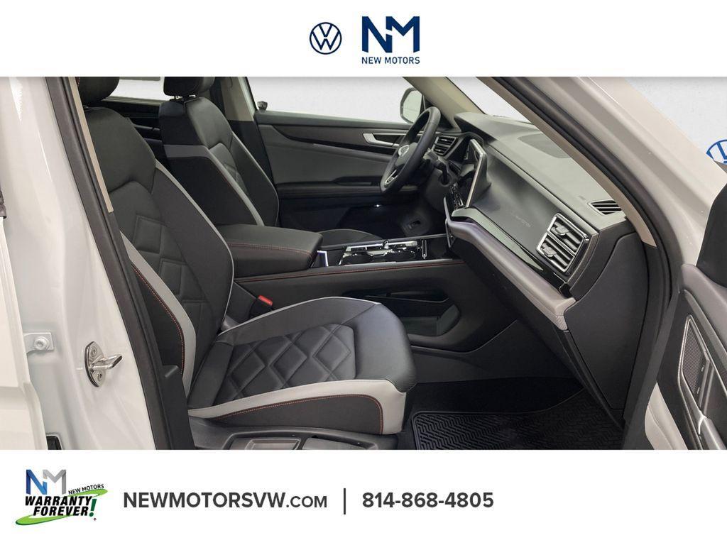 new 2026 Volkswagen Atlas car, priced at $48,169