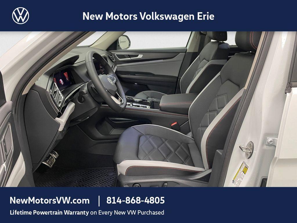 new 2026 Volkswagen Atlas car, priced at $45,669