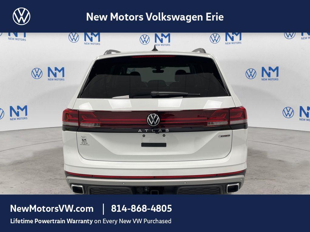 new 2026 Volkswagen Atlas car, priced at $45,669