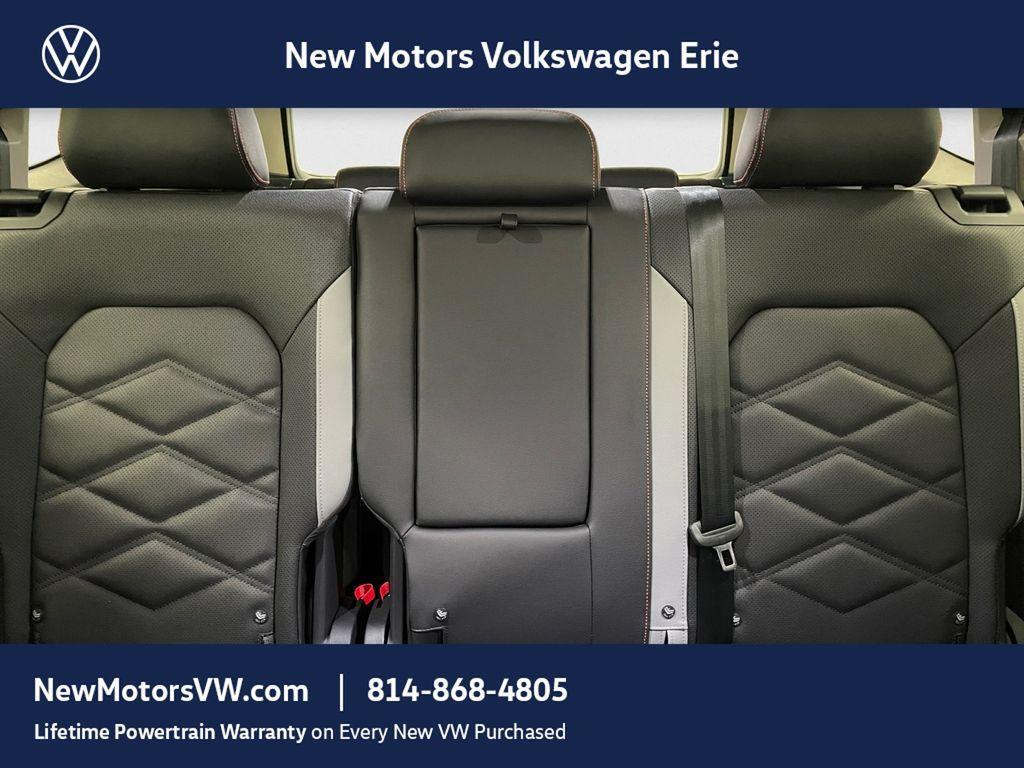 new 2026 Volkswagen Atlas car, priced at $45,669