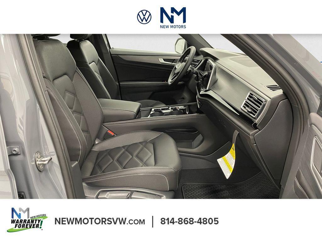 new 2026 Volkswagen Atlas Cross Sport car, priced at $45,287