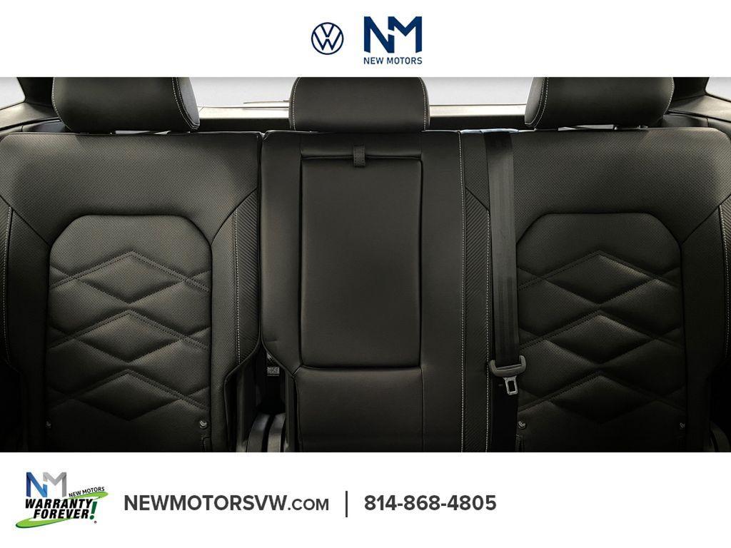 new 2026 Volkswagen Atlas Cross Sport car, priced at $45,287