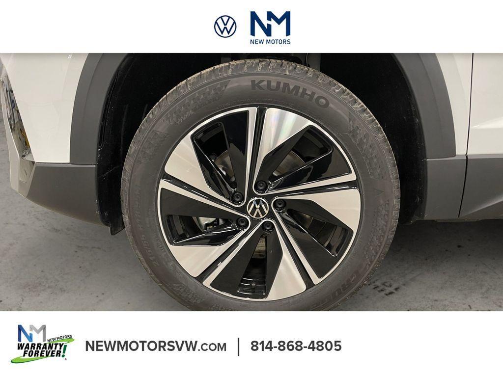 new 2026 Volkswagen Taos car, priced at $32,785