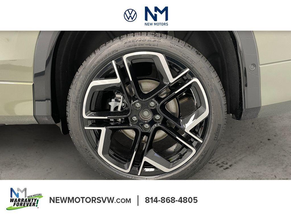 new 2026 Volkswagen Tiguan car, priced at $46,202