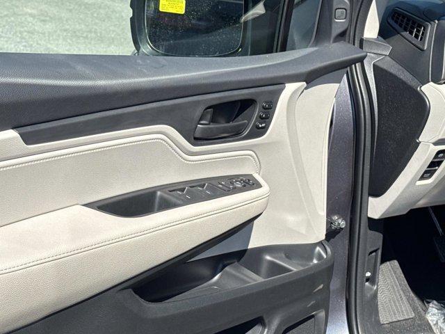 new 2026 Honda Odyssey car, priced at $45,685
