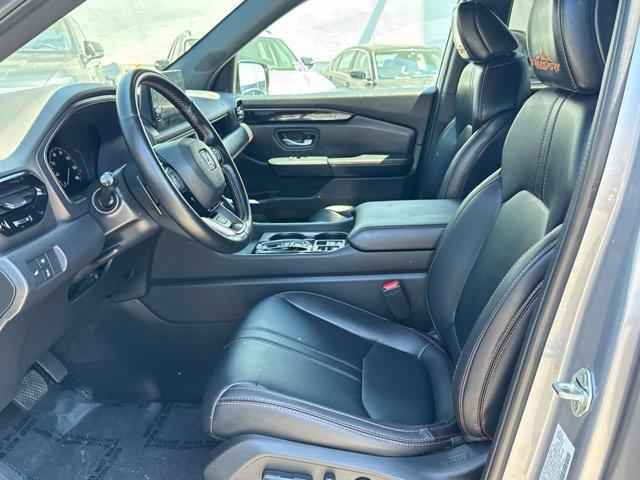 used 2025 Honda Pilot car, priced at $47,000