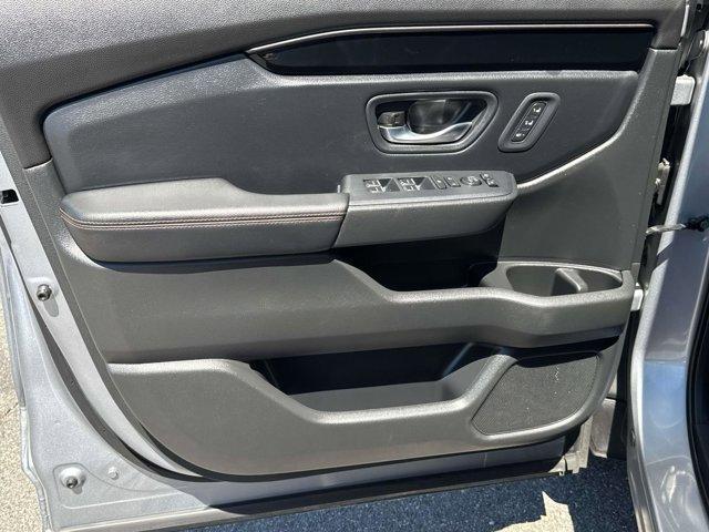 used 2025 Honda Pilot car, priced at $47,000