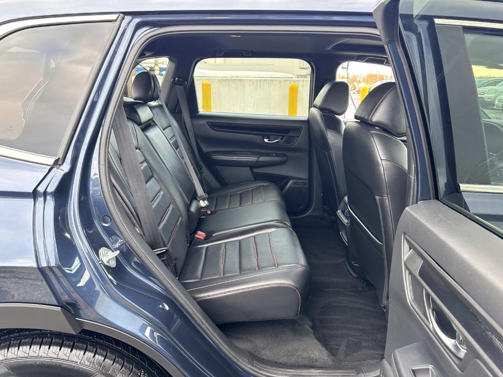 used 2025 Honda CR-V Hybrid car, priced at $34,000