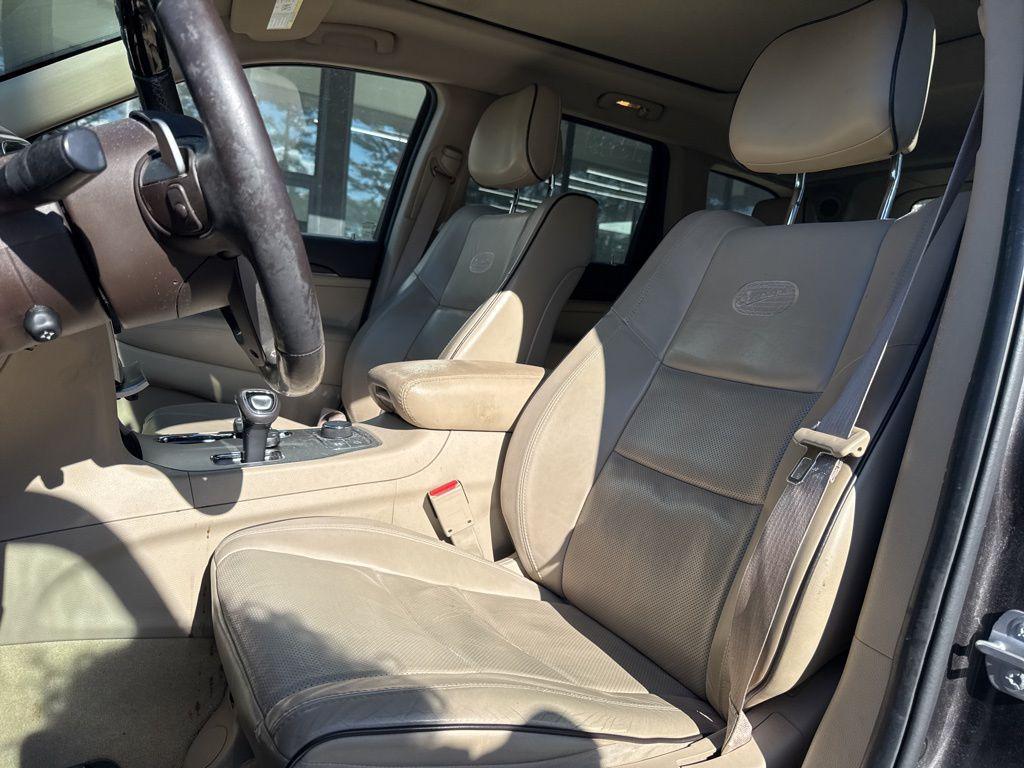 used 2014 Jeep Grand Cherokee car, priced at $7,999