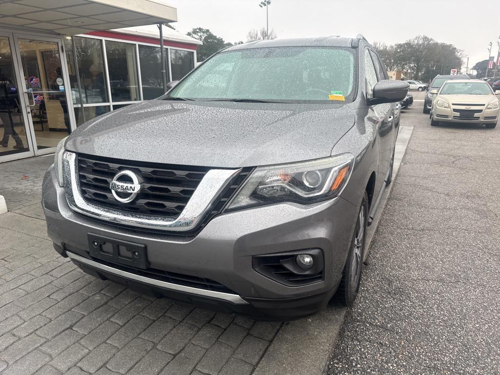 used 2018 Nissan Pathfinder car, priced at $9,999