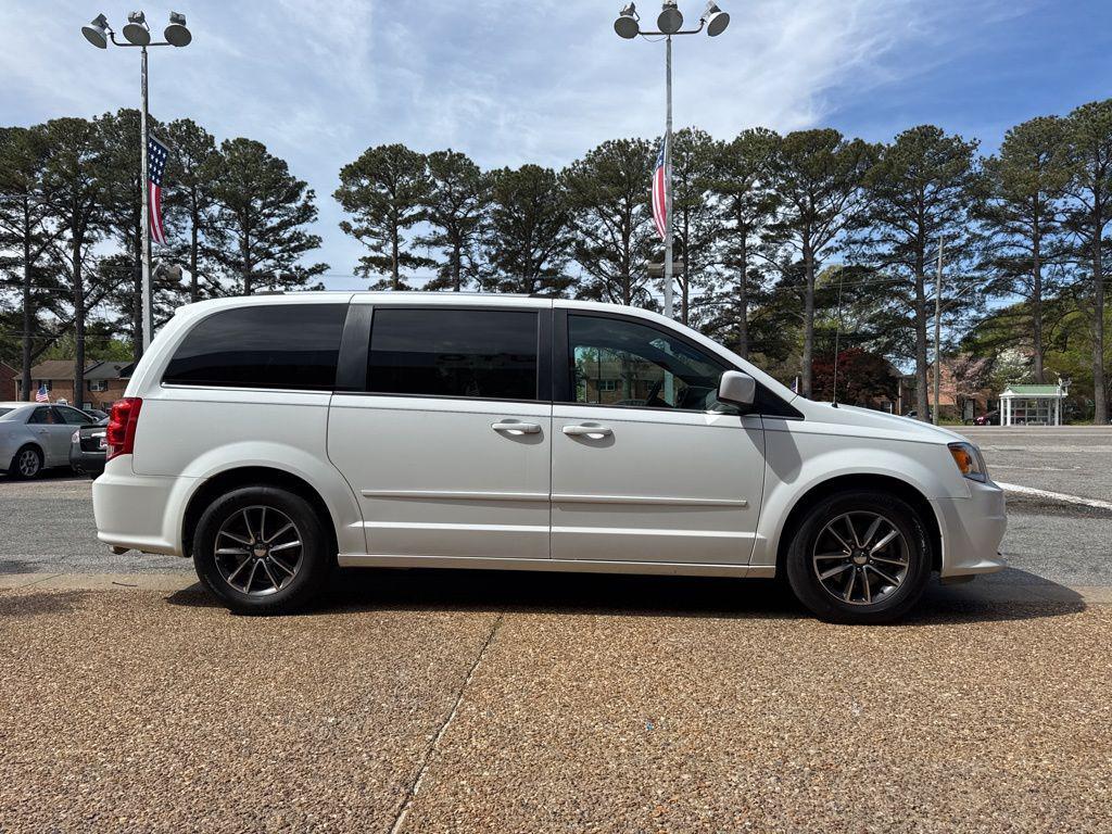 used 2017 Dodge Grand Caravan car, priced at $5,999
