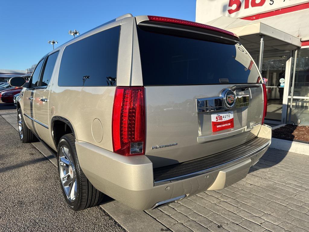 used 2013 Cadillac Escalade ESV car, priced at $11,500