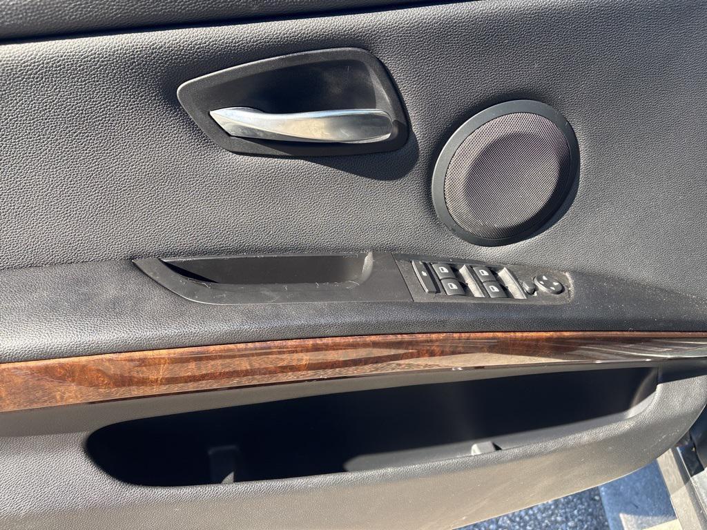 used 2009 BMW 328 car, priced at $3,000