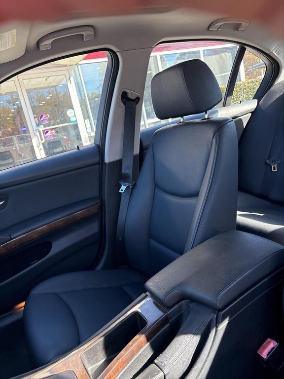 used 2009 BMW 328 car, priced at $3,000