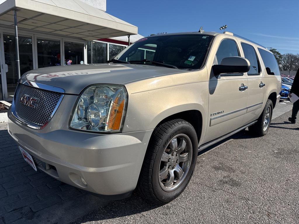 used 2009 GMC Yukon XL car, priced at $10,999