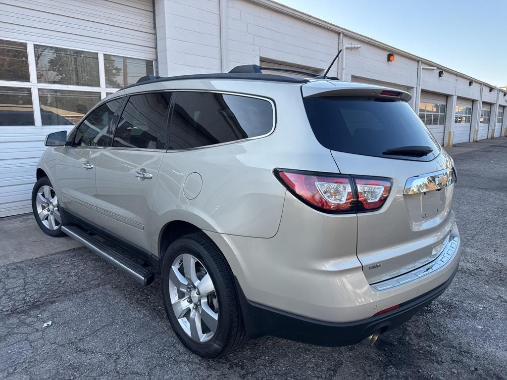 used 2014 Chevrolet Traverse car, priced at $6,500