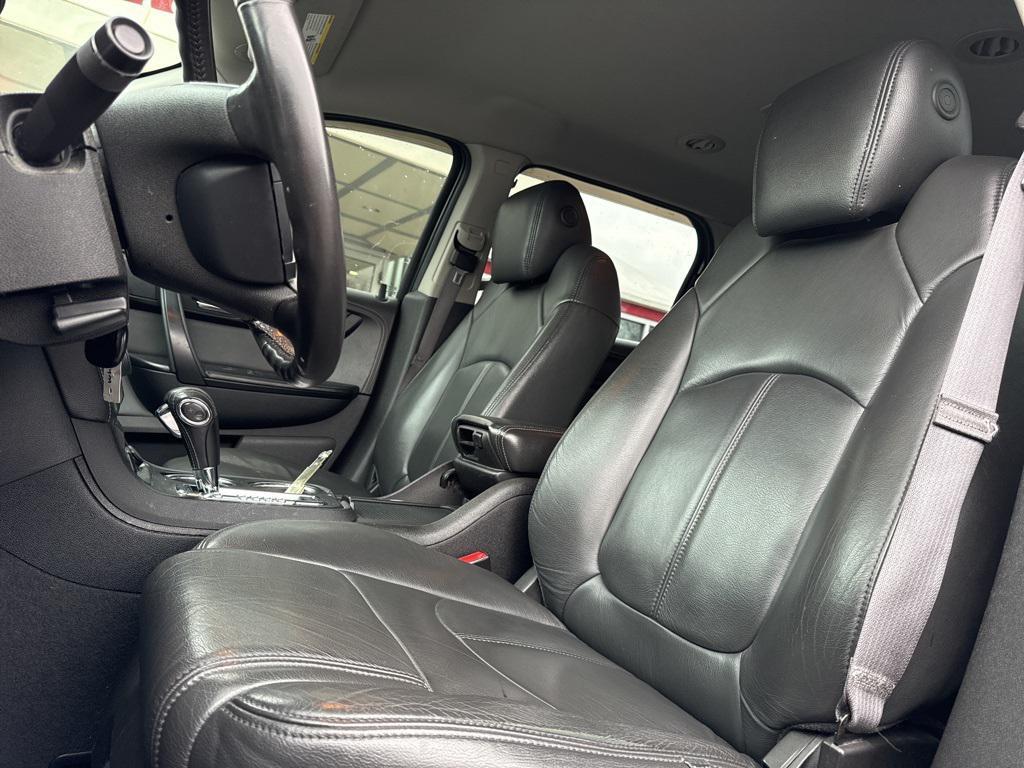 used 2015 GMC Acadia car, priced at $9,899