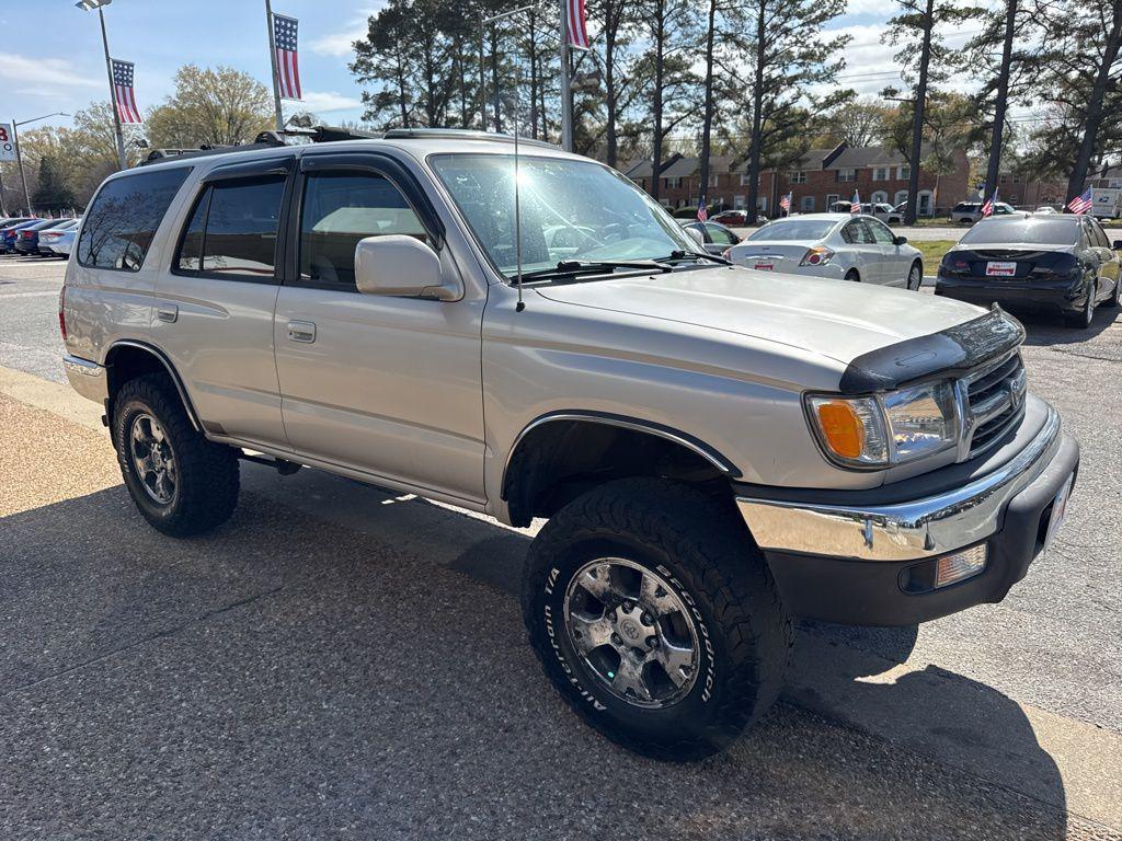 used 2000 Toyota 4Runner car, priced at $7,500